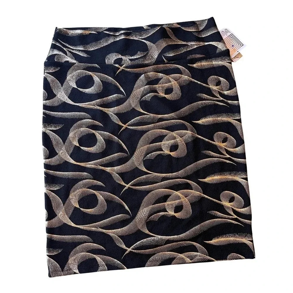 Lularoe Black & Gold Cassie pencil skirt from the elegant collection. NWT